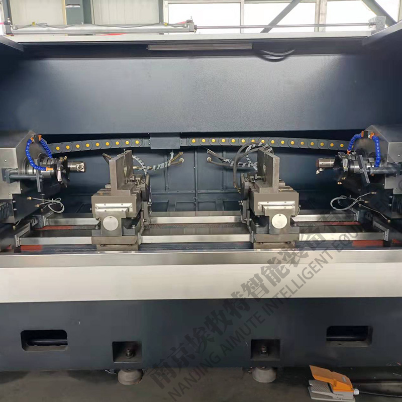 四軸銑打機細節