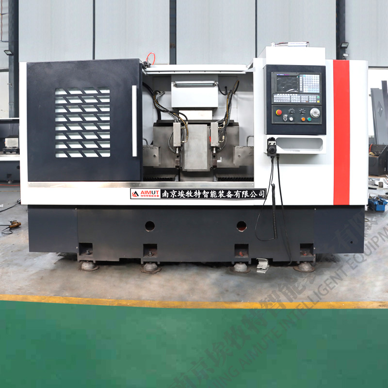 刮端麵打中（zhōng）心孔機床實拍（pāi）