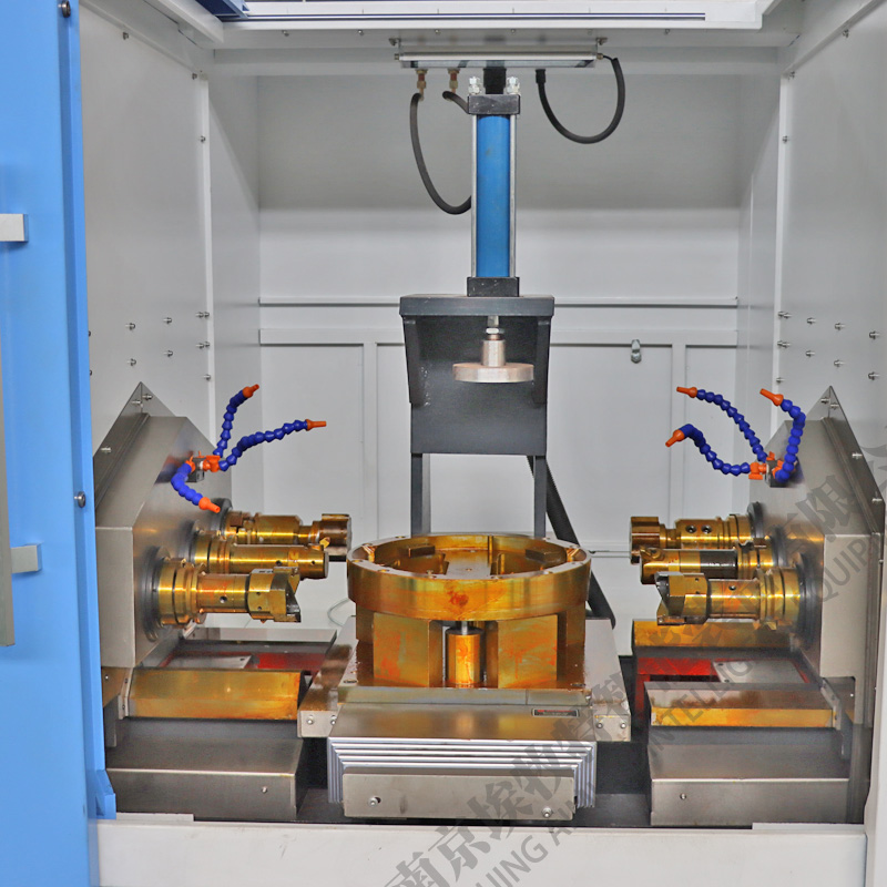 銑-鏜-攻多功能一體專機細節