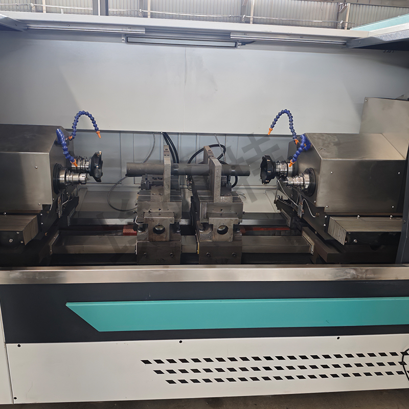 四軸銑端麵打中心孔機床ZX300-1200